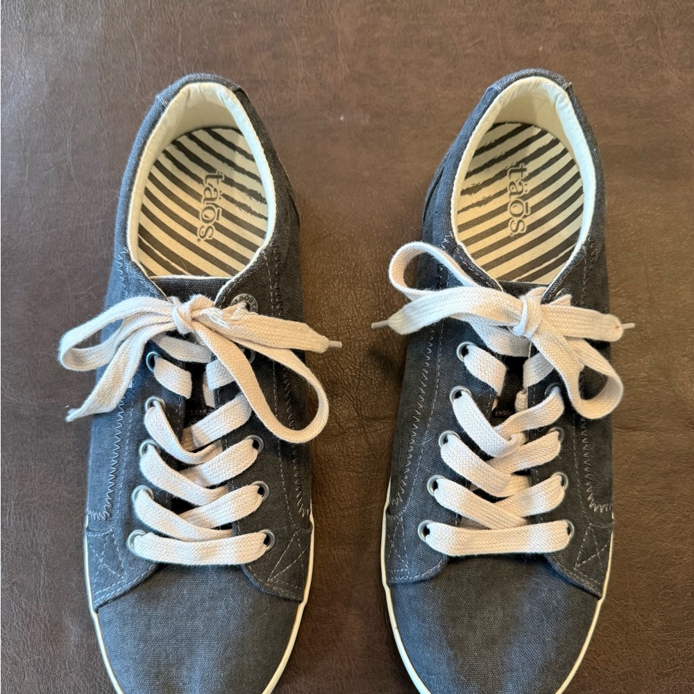 Taos Dark Grey Canvas Sneakers